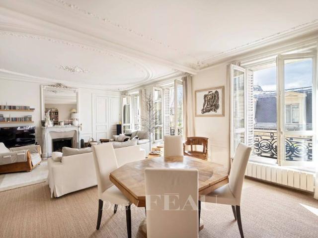 Appartement de luxe de 5 pièces en vente à Provence Opéra – Grands Boulevards, Paris, Île de France