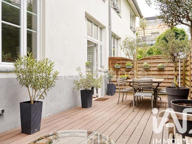 Appartement de luxe de 6 pièces en vente à Courbevoie, France