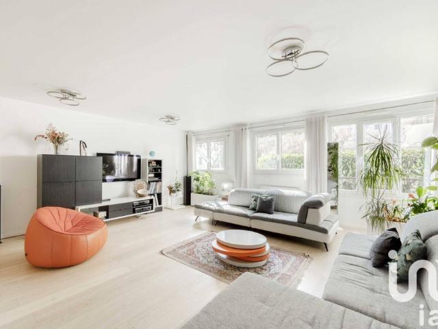 Appartement de luxe de 6 pièces en vente à Belleville, Père Lachaise, Ménilmontant, Paris, Île de France