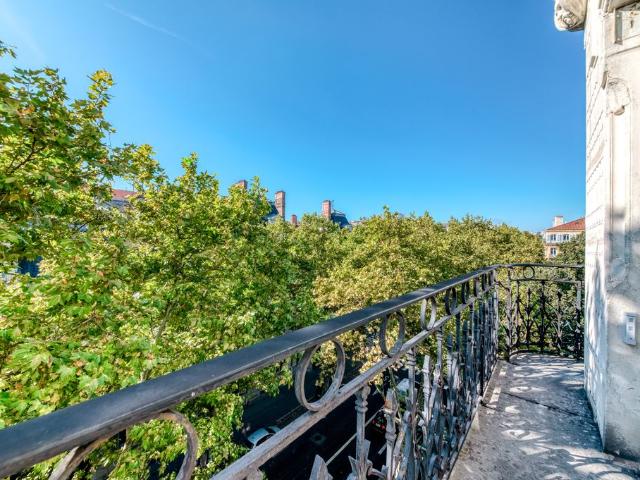 Appartement de luxe de 6 pièces en vente à Lyon, France