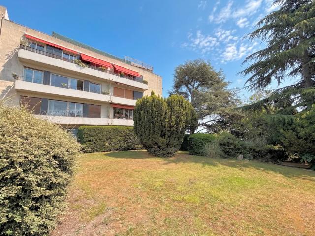 Appartement de luxe de 79 m2 en vente Suresnes, Île de France