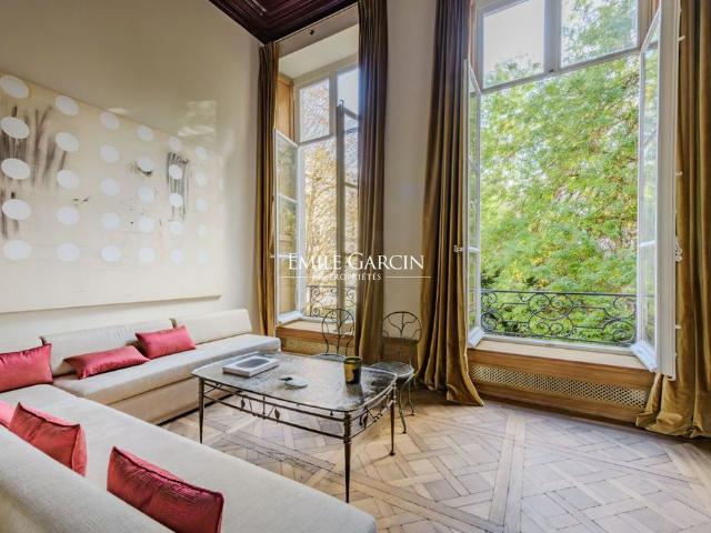Appartement de luxe de 7 pièces à Tour Eiffel, Invalides – Ecole Militaire, Saint Thomas d’Aquin, France