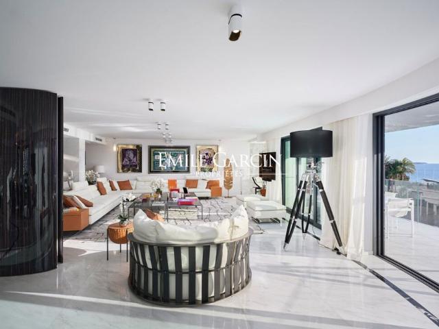 Appartement de luxe de 7 pièces en location à Cannes, France