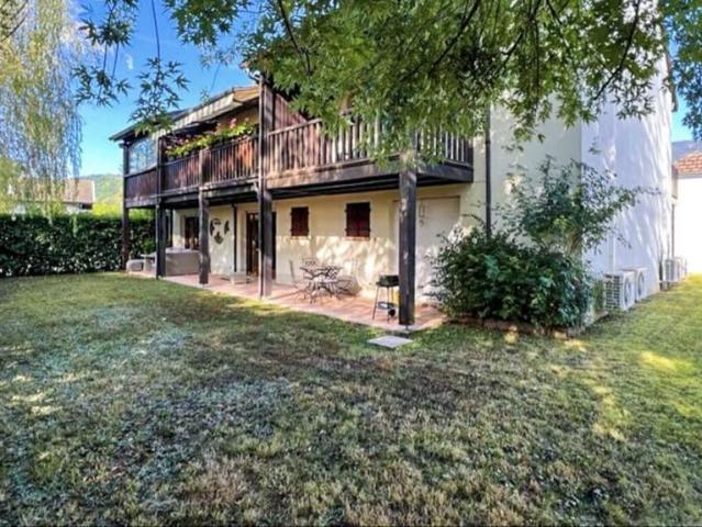 Appartement de luxe de 7 pièces en vente à Divonne les Bains, France