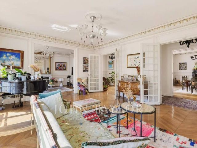 Appartement de luxe de 7 pièces en vente à La Muette, Auteuil, Porte Dauphine, France