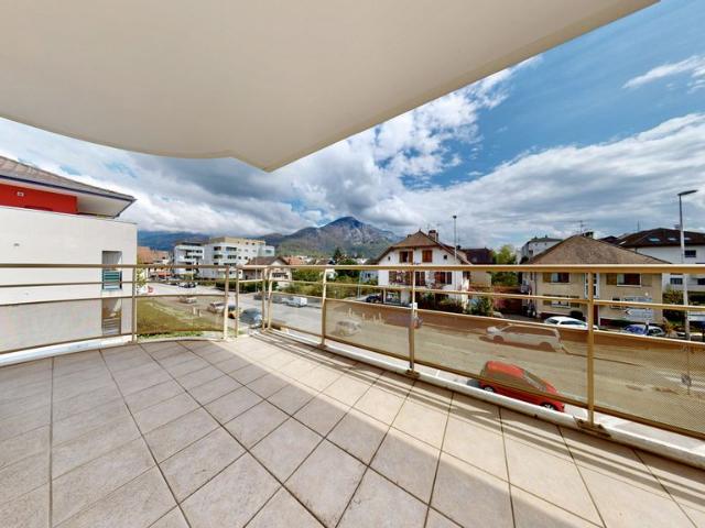 Appartement de luxe de 87 m2 en location Annecy, Auvergne Rhône Alpes