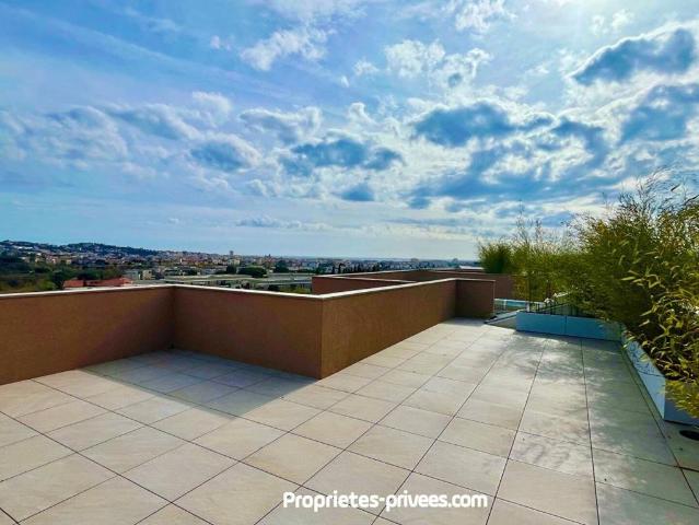 Appartement de luxe de 4 pièces en vente à Fréjus, France