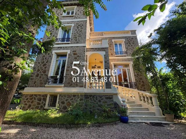 Maison de luxe de 190 m2 en vente Saint Maur des Fossés, France