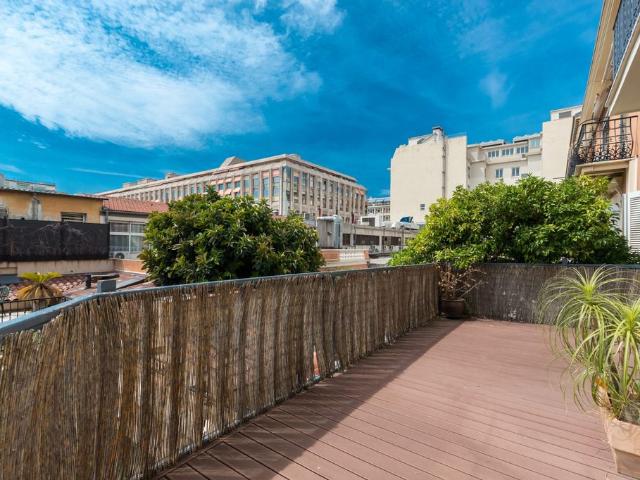 Appartement de luxe de 99 m2 en location Nice, Provence Alpes Côte d'Azur