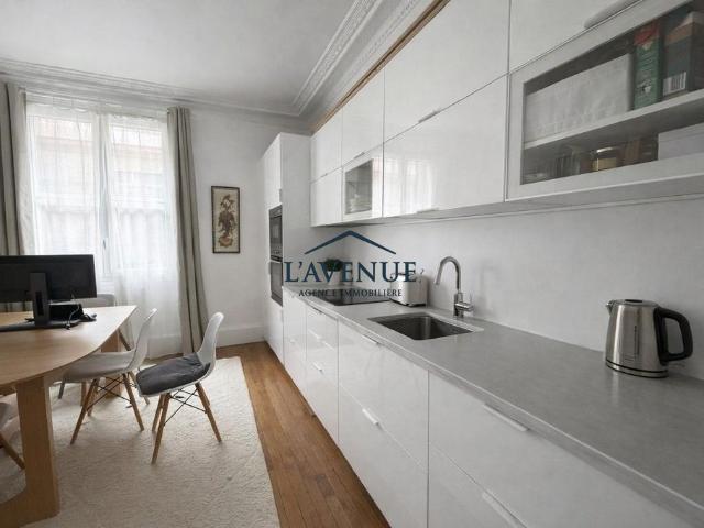 Appartement de luxe en location à Motte Picquet, Commerce, Necker, France