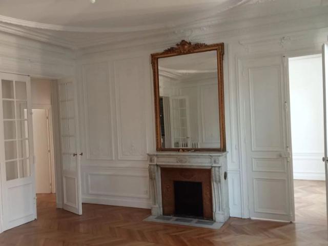Appartement de luxe en location à Monceau, Courcelles, Ternes, France