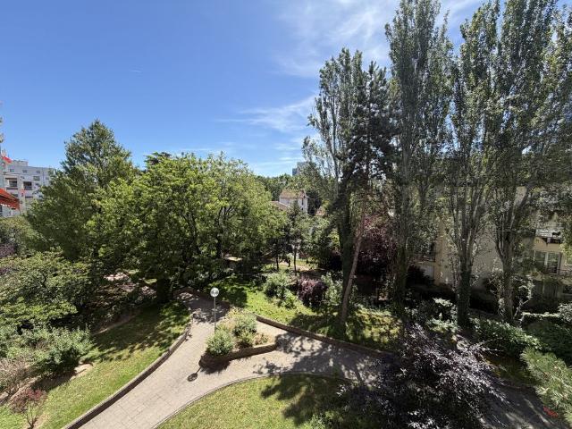 Appartement de luxe en vente à Courbevoie, France