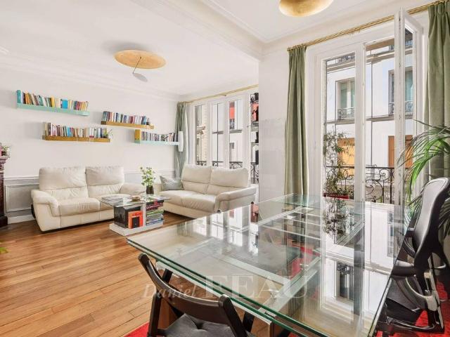 Appartement de luxe en vente à Motte Picquet, Commerce, Necker, France