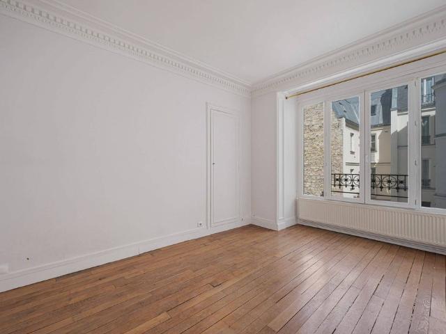Appartement de luxe en vente à Motte Picquet, Commerce, Necker, France