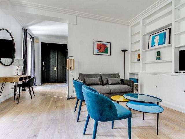 Appartement de luxe de 2 pièces à Tour Eiffel, Invalides – Ecole Militaire, Saint Thomas d’Aquin, France