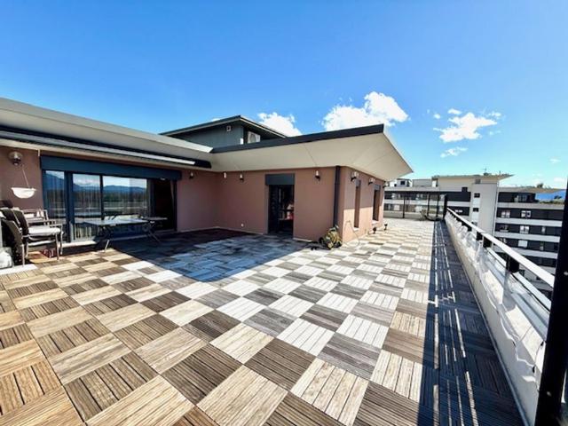 Appartement de luxe en vente à Saint Genis Pouilly, Auvergne Rhône Alpes