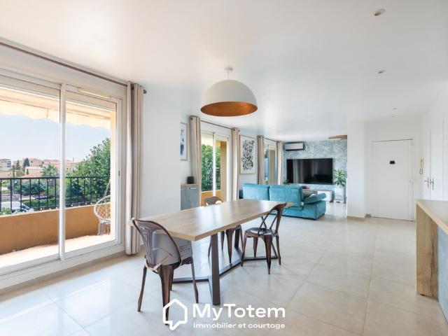 Appartement de prestige de 76 m2 en vente Saint Laurent du Var, Provence Alpes Côte d'Azur