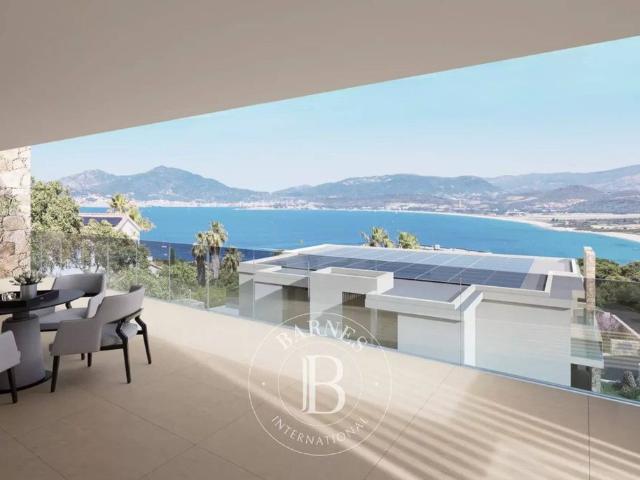 Appartement de 4 pièces de luxe en vente à Porticcio, Corse