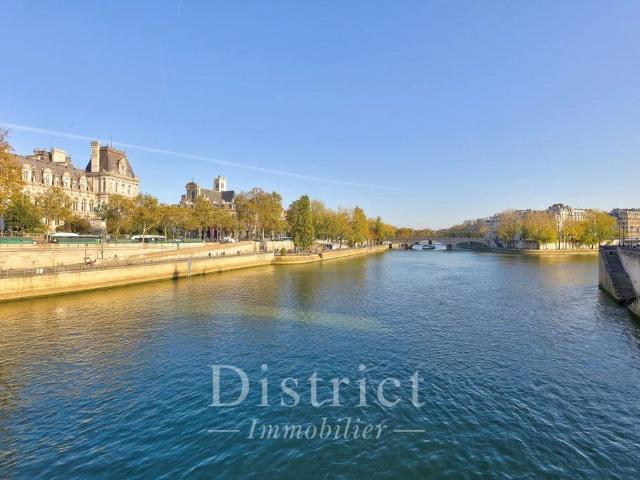 Appartement de prestige de 116 m2 Beaubourg, Marais, Notre Dame Ile de La Cité, France