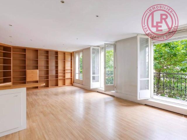 Appartement de luxe 1 chambres en vente à Buttes Chaumont, Villette, Bas Belleville, Paris, Île de France