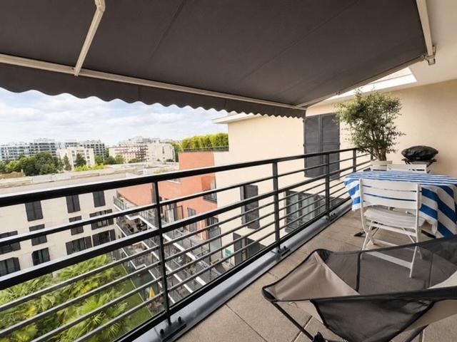 Appartement de luxe 1 chambres en vente à Joinville le Pont, France