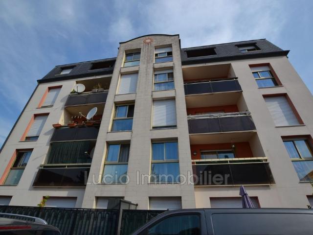 Appartement de luxe 21 chambres en vente à Noisy le Grand, Île de France