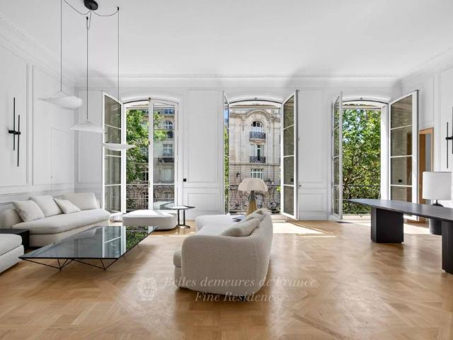 Appartement de luxe 2 chambres à Tour Eiffel, Invalides – Ecole Militaire, Saint Thomas d’Aquin, Paris, Île de France