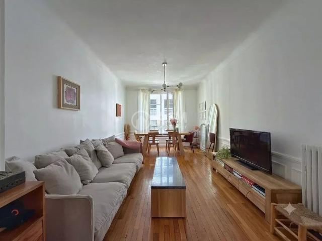 Appartement de prestige de 76 m2 en location Courbevoie, Île de France