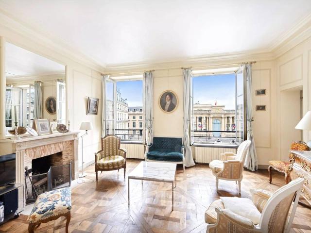 Appartement de luxe 2 chambres en vente à Tour Eiffel, Invalides – Ecole Militaire, Saint Thomas d’Aquin, France