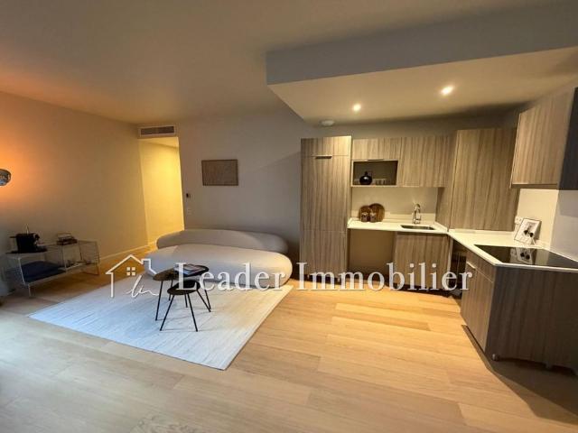 Appartement de luxe 2 chambres en vente à Antibes, Provence Alpes Côte d'Azur