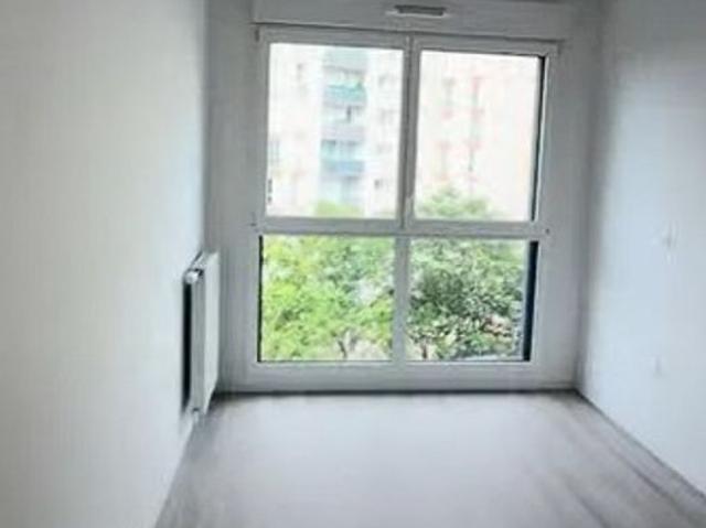 Appartement de luxe 2 chambres en vente à Bois Colombes, France