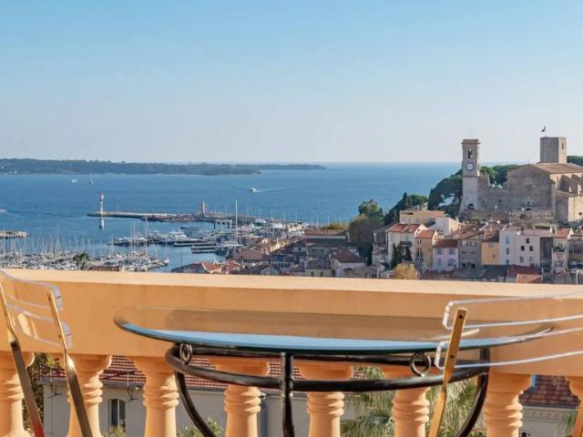 Appartement de luxe 2 chambres en vente à Cannes, France