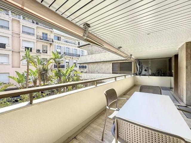 Appartement de luxe 2 chambres en vente à Cannes, Provence Alpes Côte d'Azur