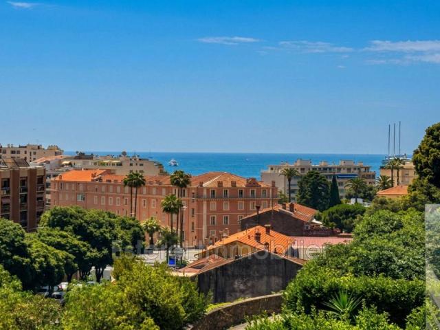 Appartement de luxe 2 chambres en vente à Cannes, Provence Alpes Côte d'Azur