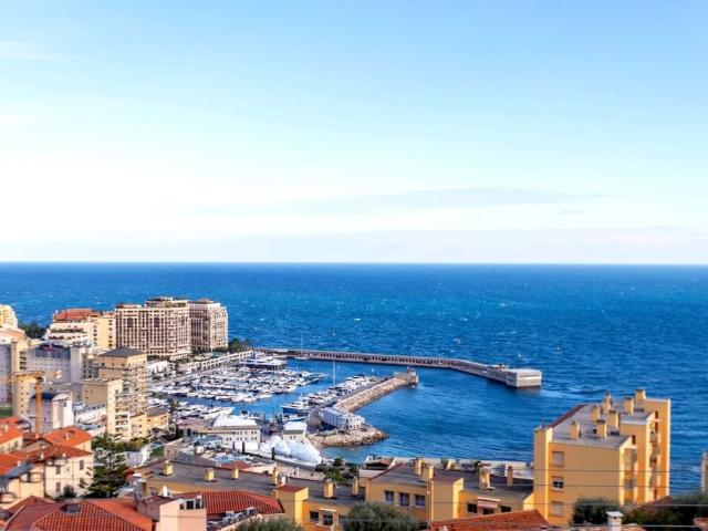 Appartement de luxe 2 chambres en vente à Cap d'Ail, France