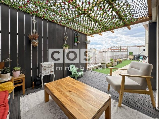 Appartement de luxe 2 chambres en vente à Courbevoie, France