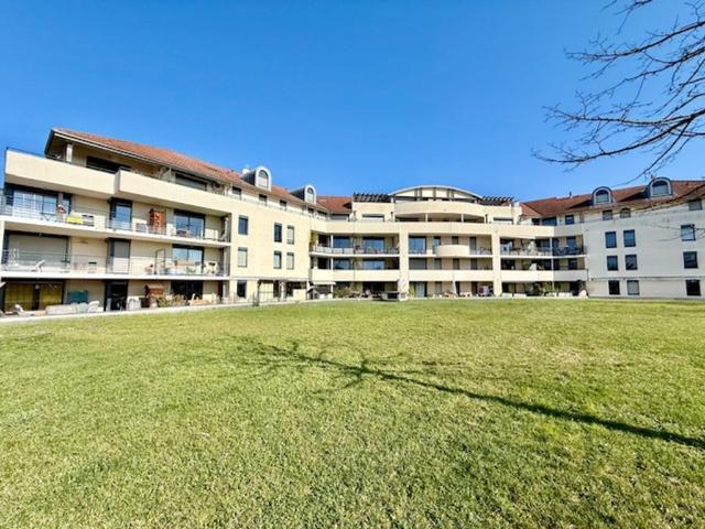 Appartement de luxe 2 chambres en vente à Ferney Voltaire, Auvergne Rhône Alpes