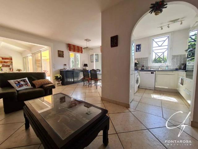 Appartement de luxe de 4 pièces en vente à Fréjus, Provence Alpes Côte d'Azur