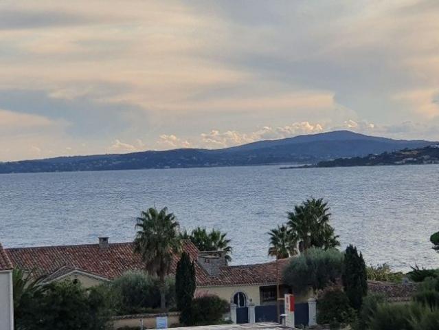 Appartement de luxe 2 chambres en vente à Les Issambres, France