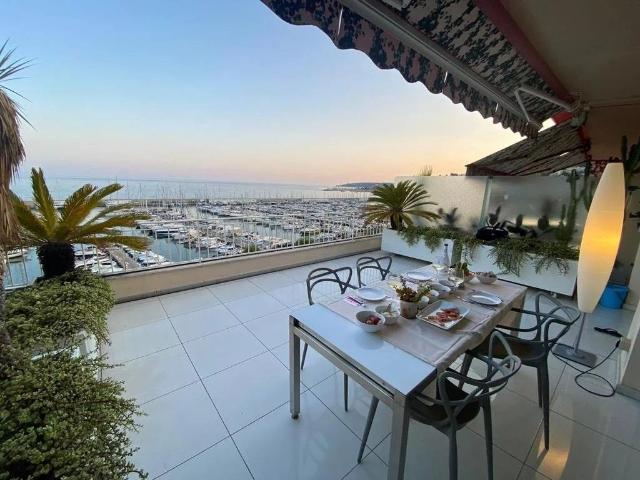 Appartement de luxe 2 chambres en vente à Menton, France