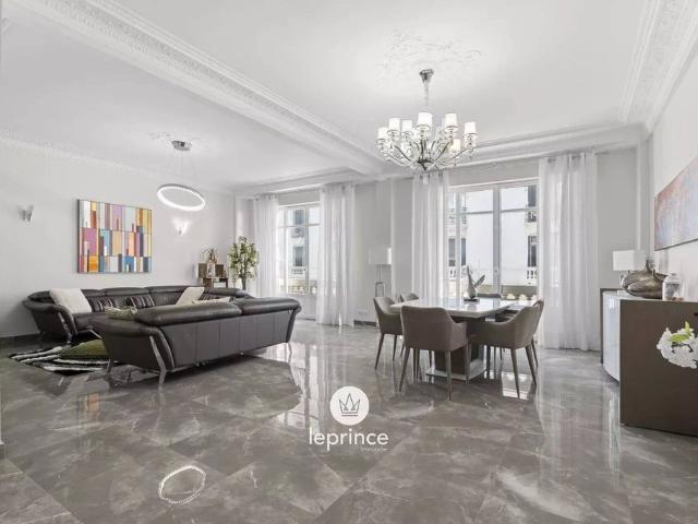 Appartement de luxe 2 chambres en vente à Nice, France