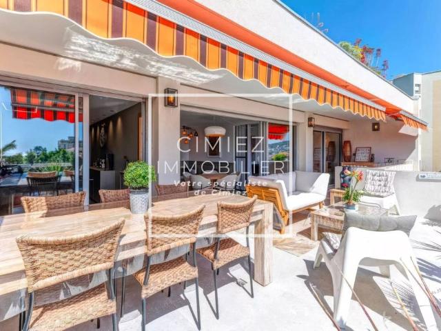 Appartement de luxe 2 chambres en vente à Nice, Provence Alpes Côte d'Azur