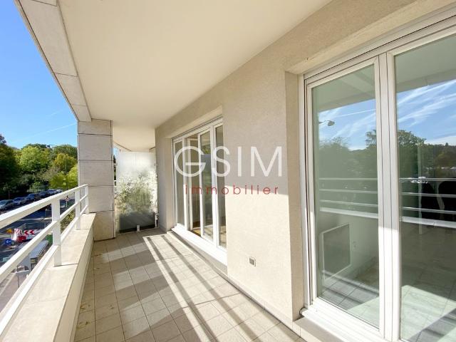 Appartement de luxe 3 chambres en location à Garches, France