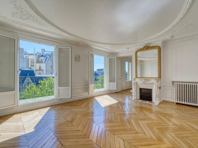 Appartement de luxe 3 chambres en location à Monceau, Courcelles, Ternes, France