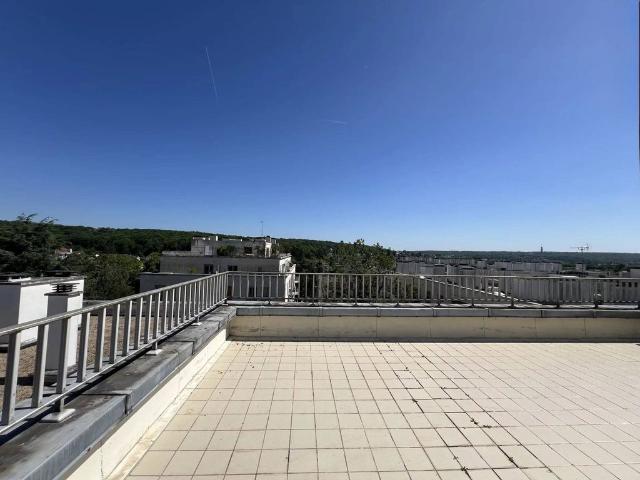 Appartement de luxe 3 chambres en vente à Versailles, France