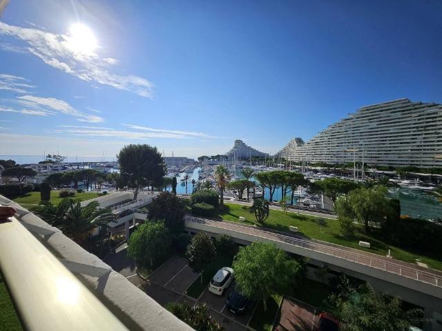Appartement de luxe 3 chambres en vente à Villeneuve Loubet, Provence Alpes Côte d'Azur