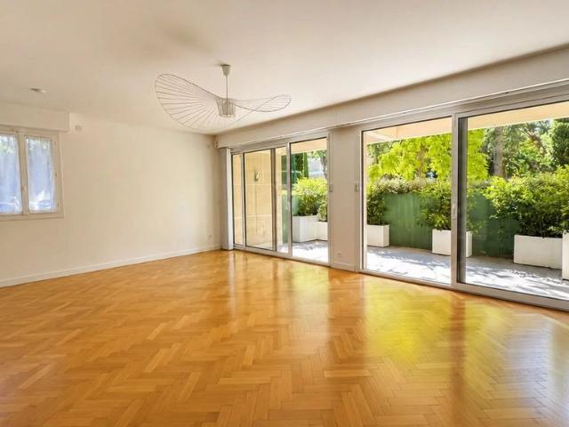 Appartement de luxe 3 chambres en vente à Aix en Provence, Provence Alpes Côte d'Azur