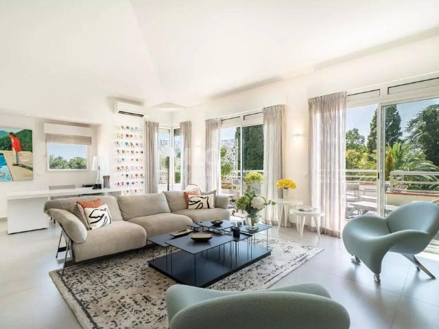Appartement de luxe 3 chambres en vente à Antibes, France