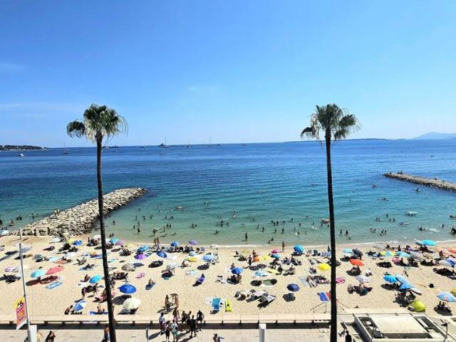 Appartement de luxe 3 chambres en vente à Antibes, France