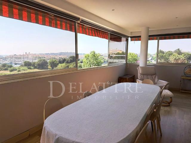 Appartement de luxe 3 chambres en vente à Antibes, Provence Alpes Côte d'Azur